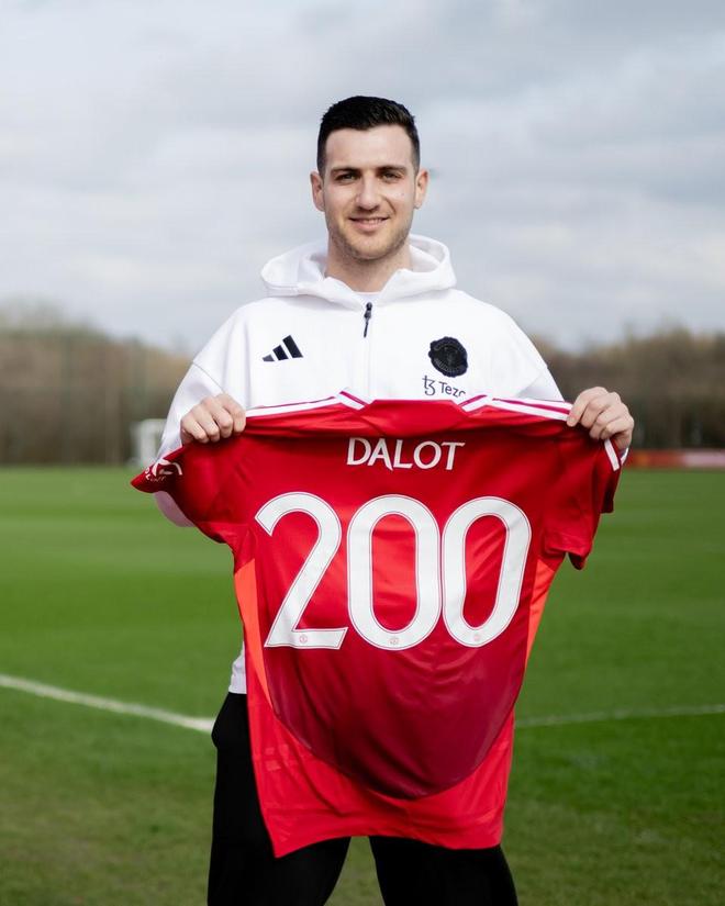 开云包含里程碑夜曼联迎来里程碑；英超赛后刷纪录；更衣室稳定；团队化学反应显著的词条